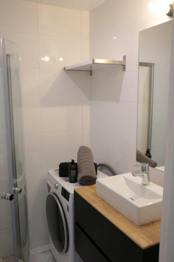 Hotell Norrort Vallentuna Exterior foto