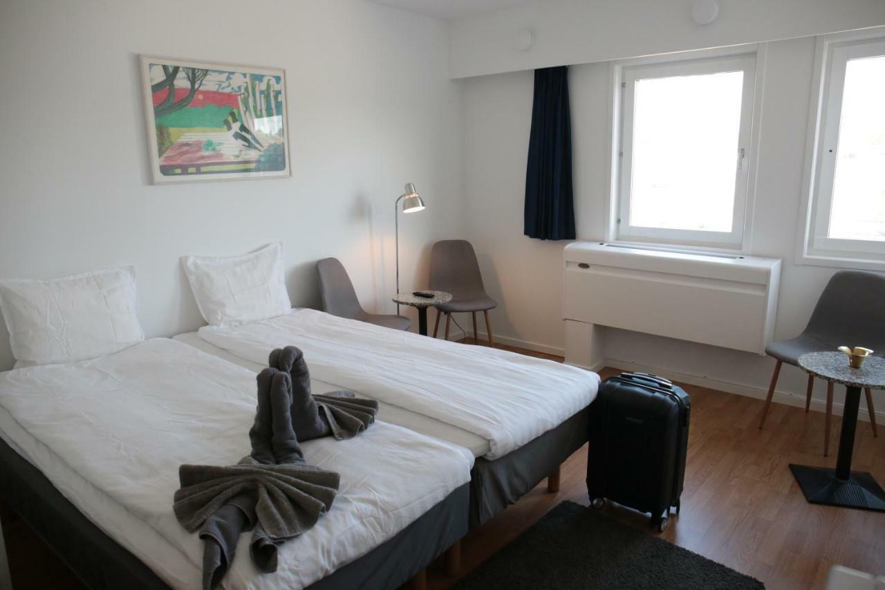 Hotell Norrort Vallentuna Exterior foto