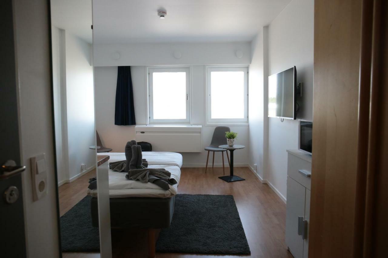 Hotell Norrort Vallentuna Exterior foto